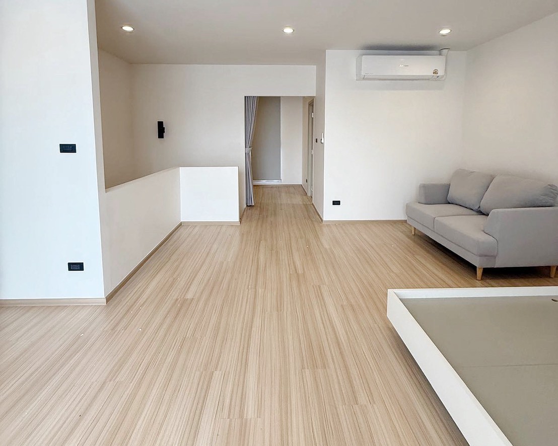 Townhouse in Pattanakarn 